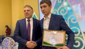Премия мэра Ангарска вручена пресс-секретарю фонда "Содействие"